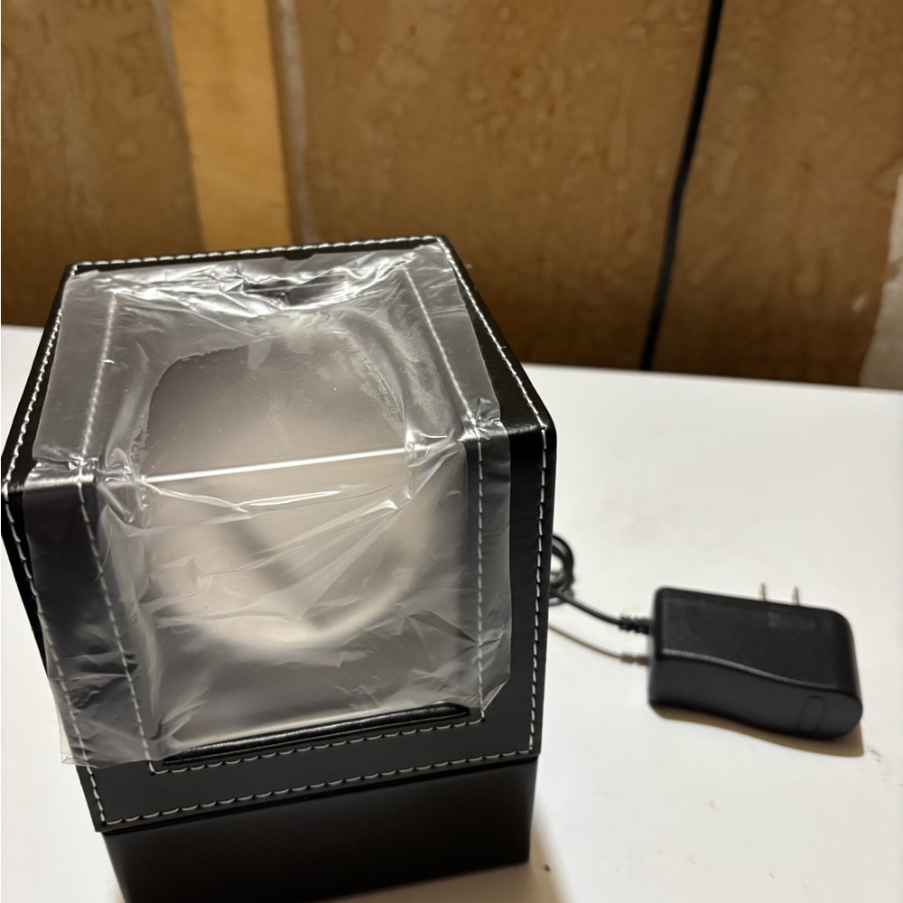 Black Watch Winder with Adapter